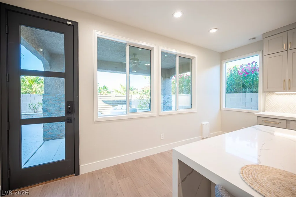 938 Roseberry, Las Vegas, NV 89138