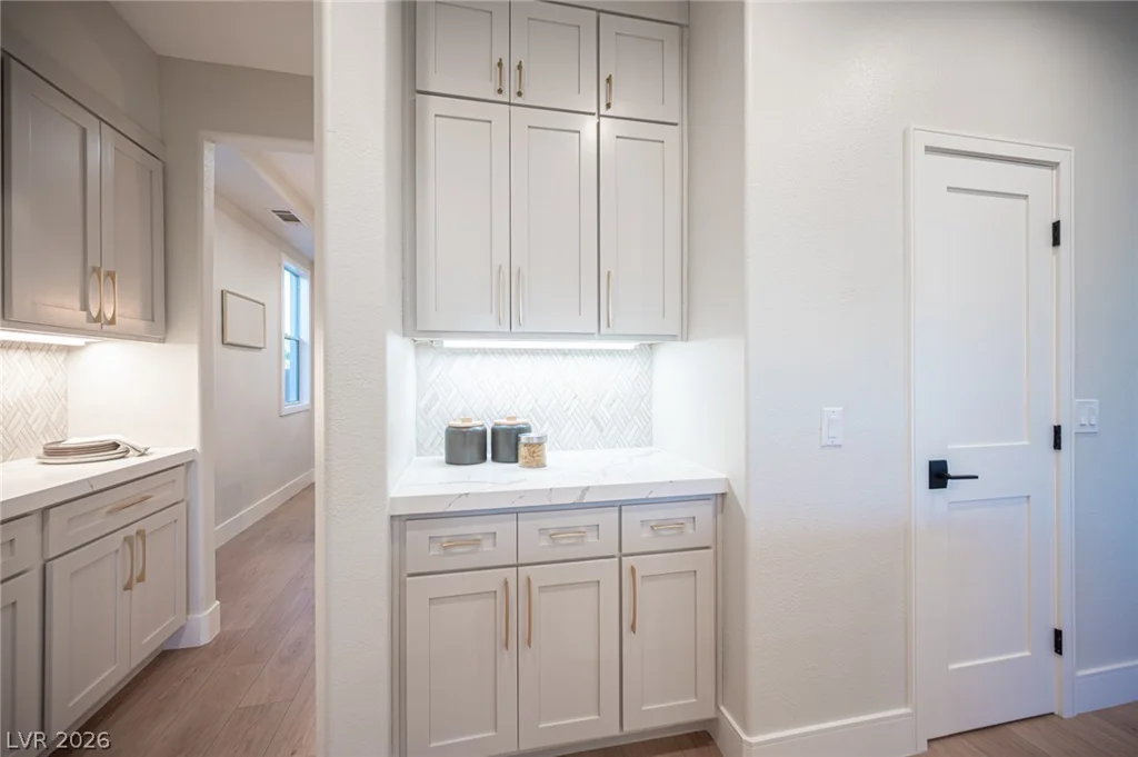 938 Roseberry, Las Vegas, NV 89138