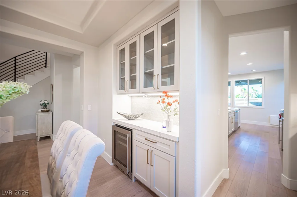938 Roseberry, Las Vegas, NV 89138