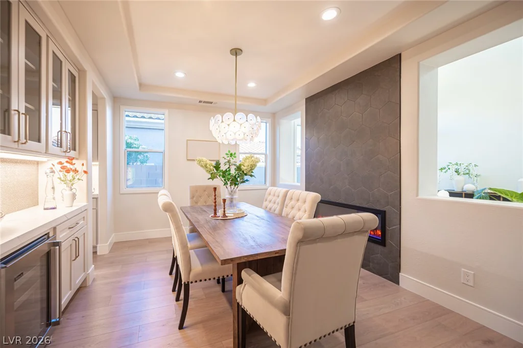 938 Roseberry, Las Vegas, NV 89138