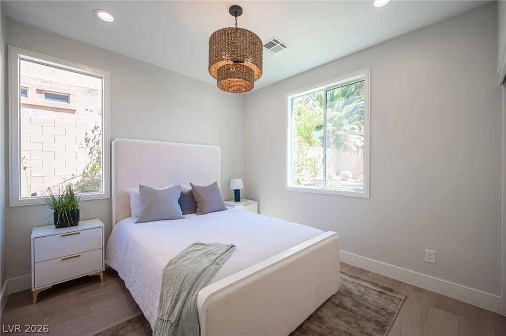 938 Roseberry, Las Vegas, NV 89138