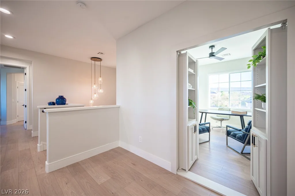 938 Roseberry, Las Vegas, NV 89138