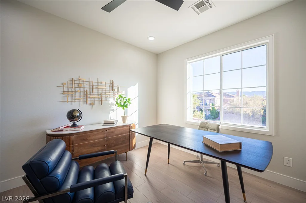 938 Roseberry, Las Vegas, NV 89138