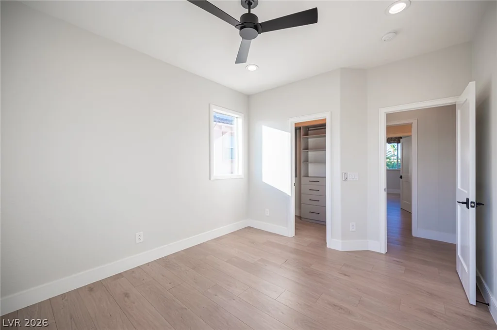 938 Roseberry, Las Vegas, NV 89138