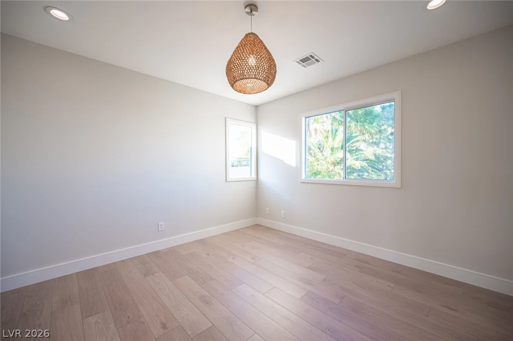 938 Roseberry, Las Vegas, NV 89138