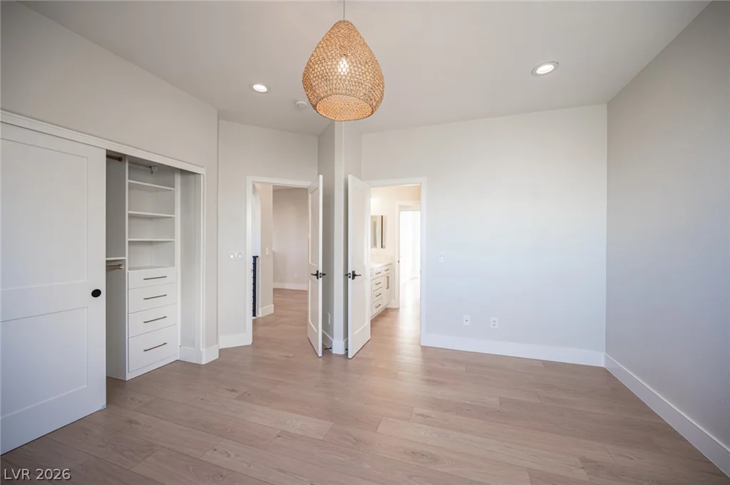 938 Roseberry, Las Vegas, NV 89138