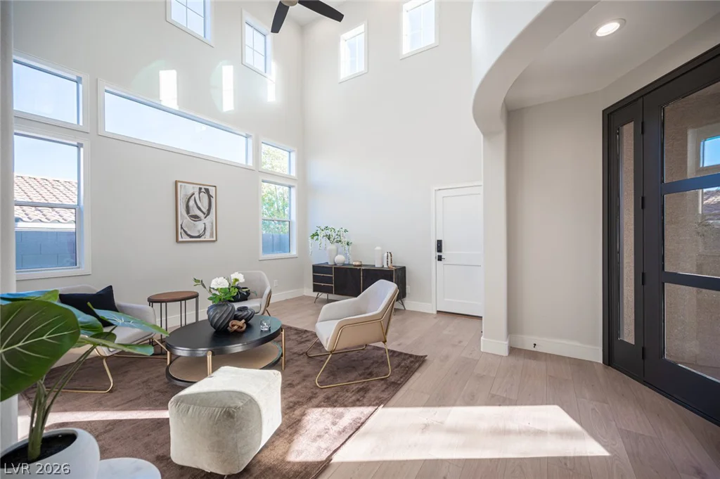 938 Roseberry, Las Vegas, NV 89138