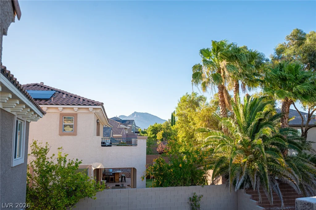 938 Roseberry, Las Vegas, NV 89138