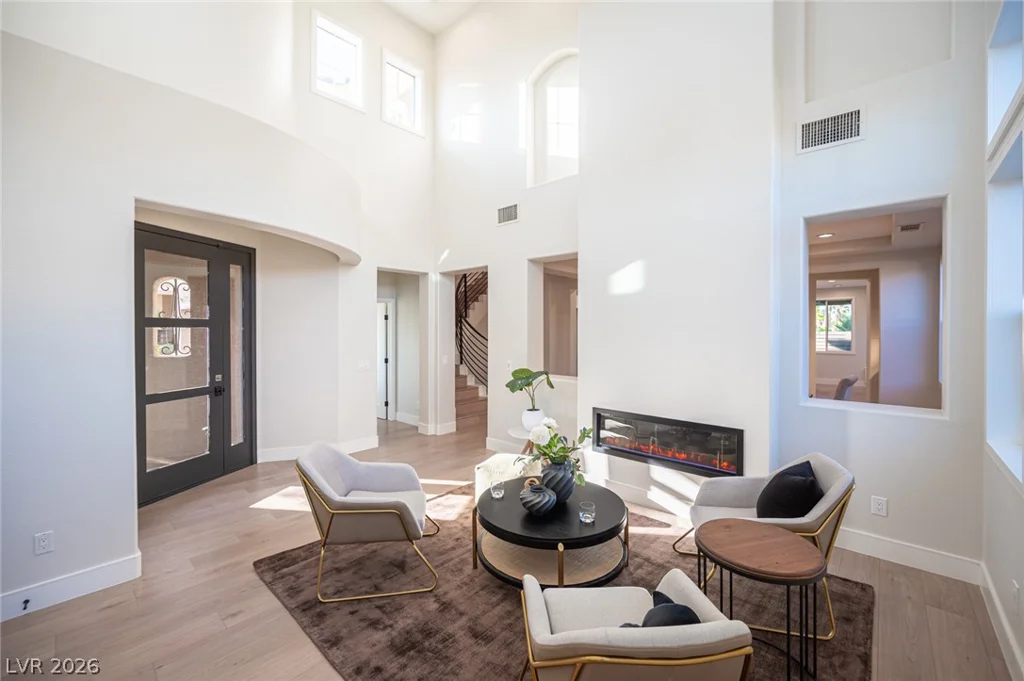 938 Roseberry, Las Vegas, NV 89138