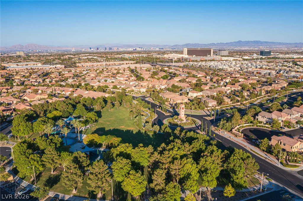 938 Roseberry, Las Vegas, NV 89138