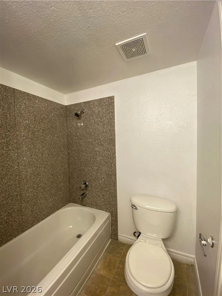 5221 River Glen, Las Vegas, NV 89103