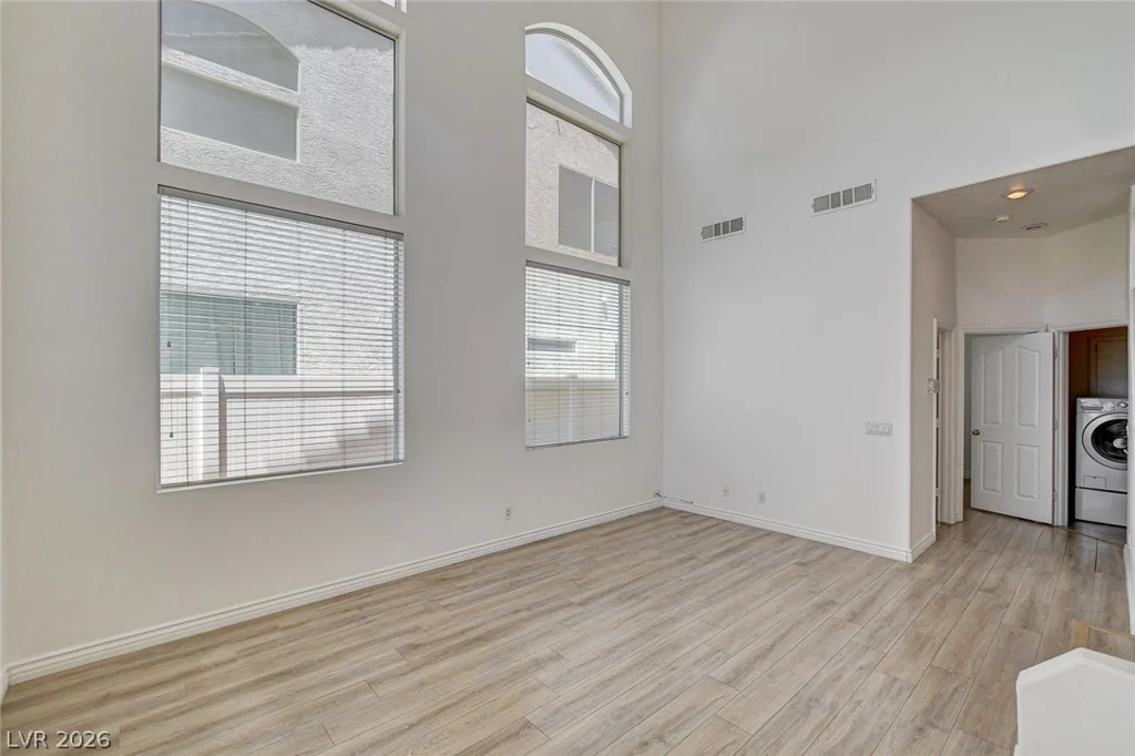 10331 Adams Chase, Las Vegas, NV 89183