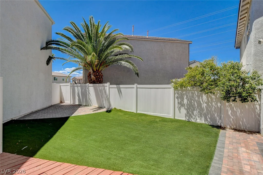 10331 Adams Chase, Las Vegas, NV 89183