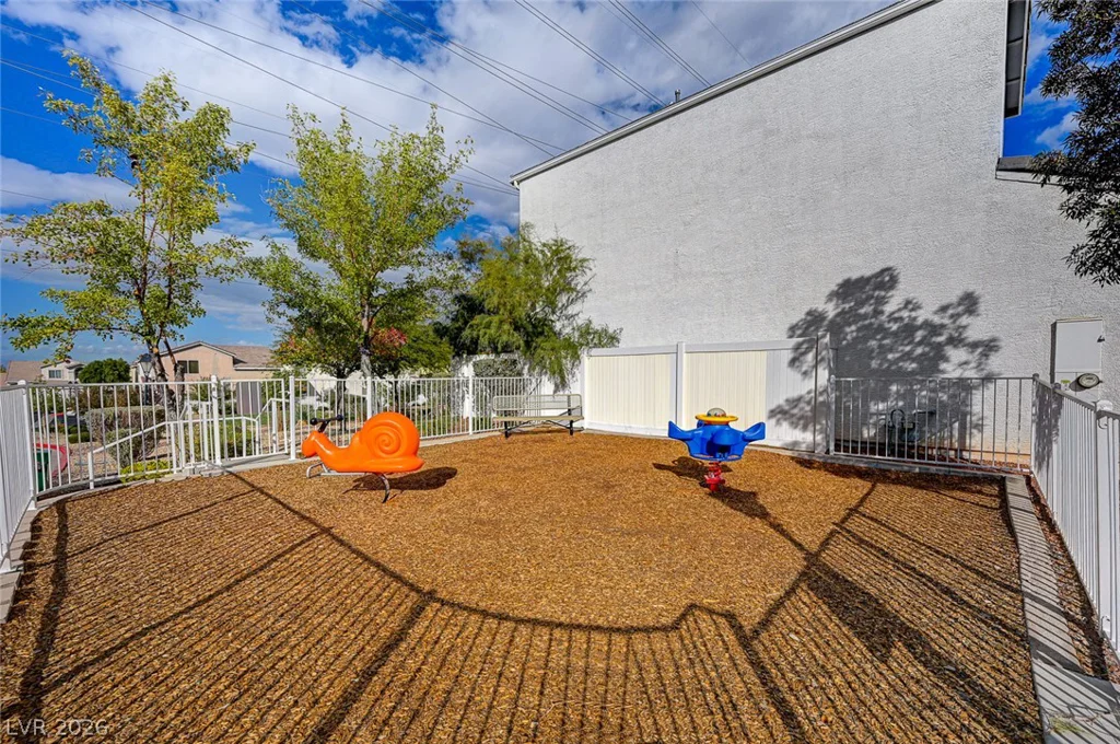 10331 Adams Chase, Las Vegas, NV 89183