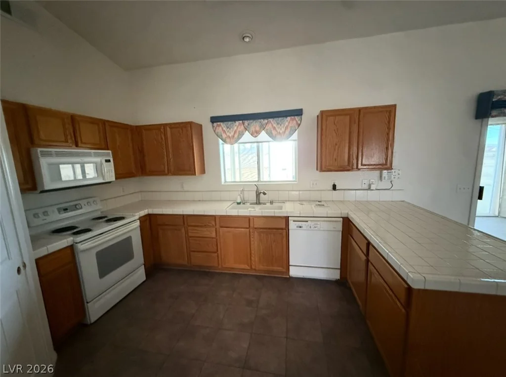2190 Xenia, Pahrump, NV 89048