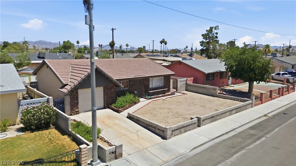 2217 Dori, Las Vegas, NV 89101