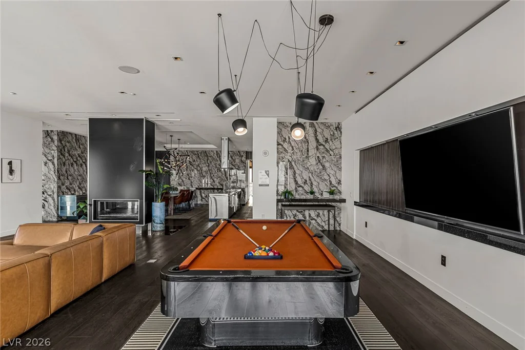 4381 Flamingo, Las Vegas, NV 89103