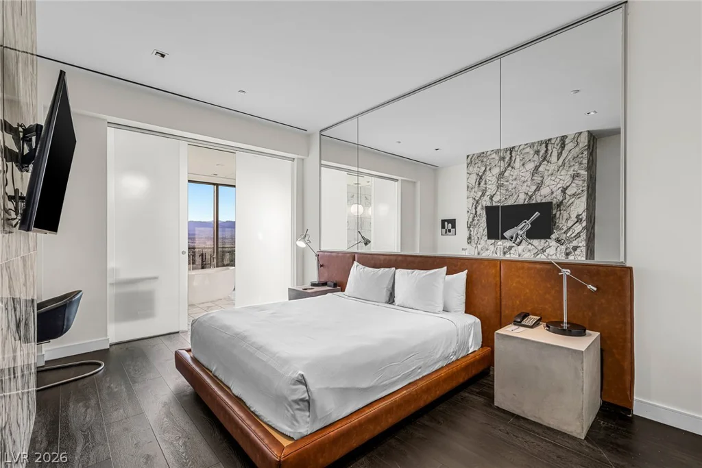 4381 Flamingo, Las Vegas, NV 89103