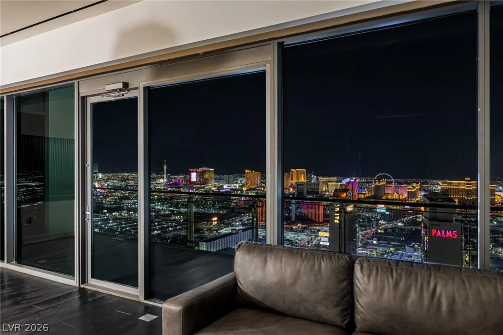 4381 Flamingo, Las Vegas, NV 89103