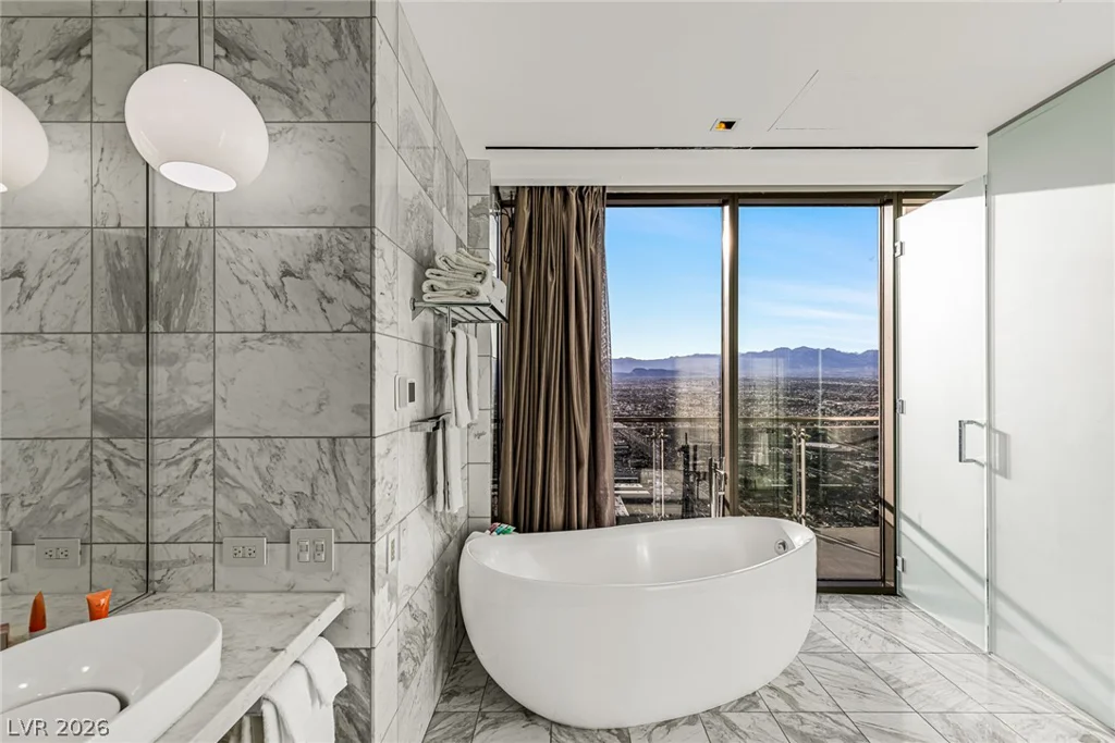 4381 Flamingo, Las Vegas, NV 89103