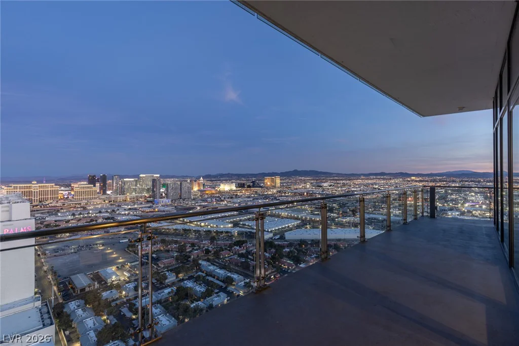 4381 Flamingo, Las Vegas, NV 89103