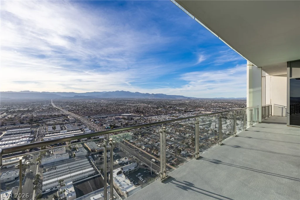 4381 Flamingo, Las Vegas, NV 89103