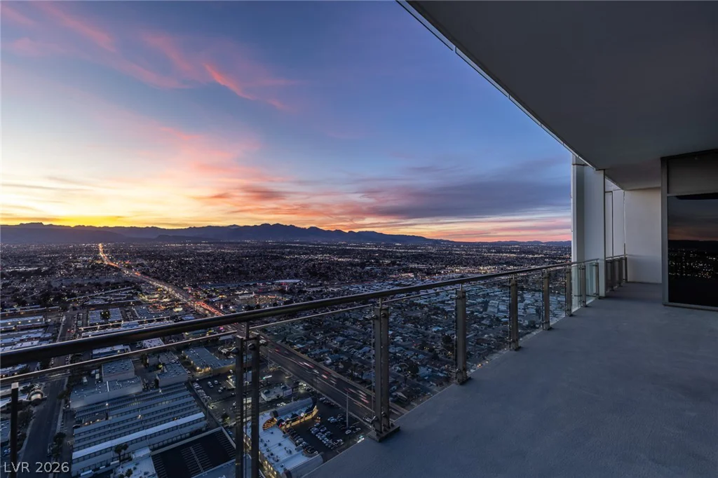 4381 Flamingo, Las Vegas, NV 89103