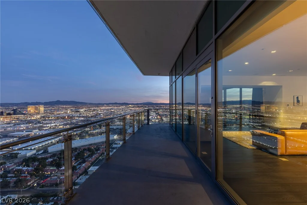 4381 Flamingo, Las Vegas, NV 89103