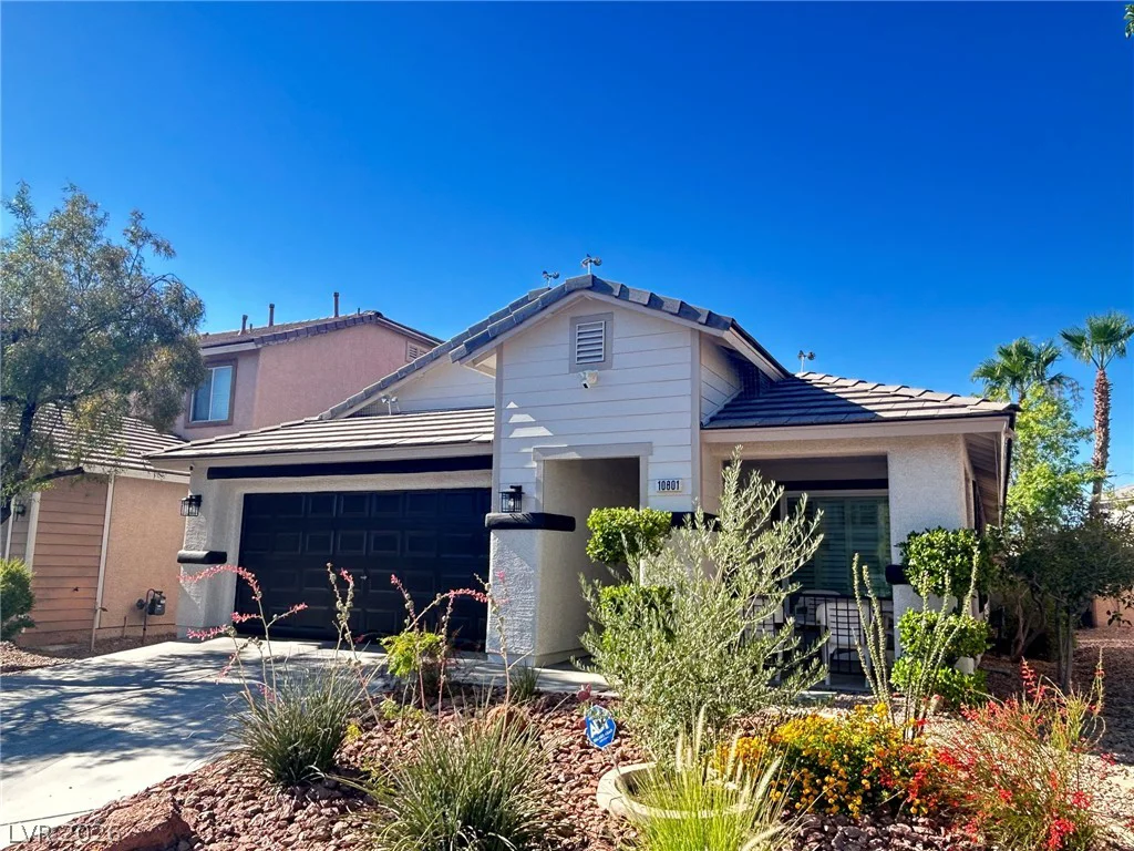 10801 Wallflower, Las Vegas, NV 89135