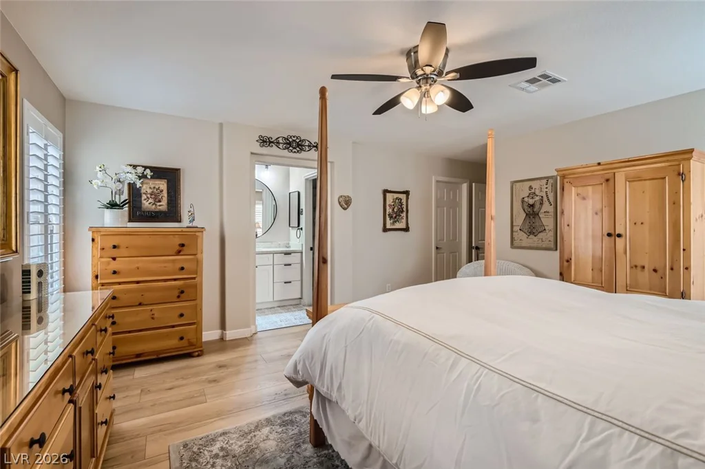 10801 Wallflower, Las Vegas, NV 89135