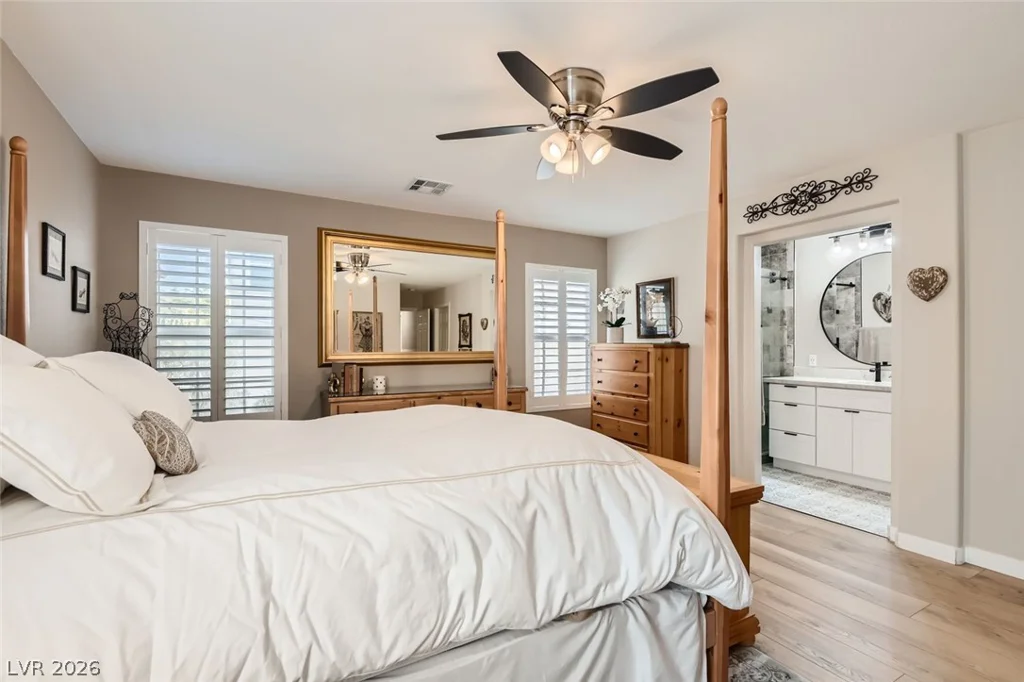 10801 Wallflower, Las Vegas, NV 89135