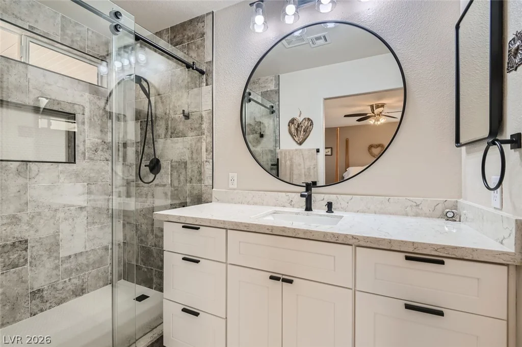 10801 Wallflower, Las Vegas, NV 89135