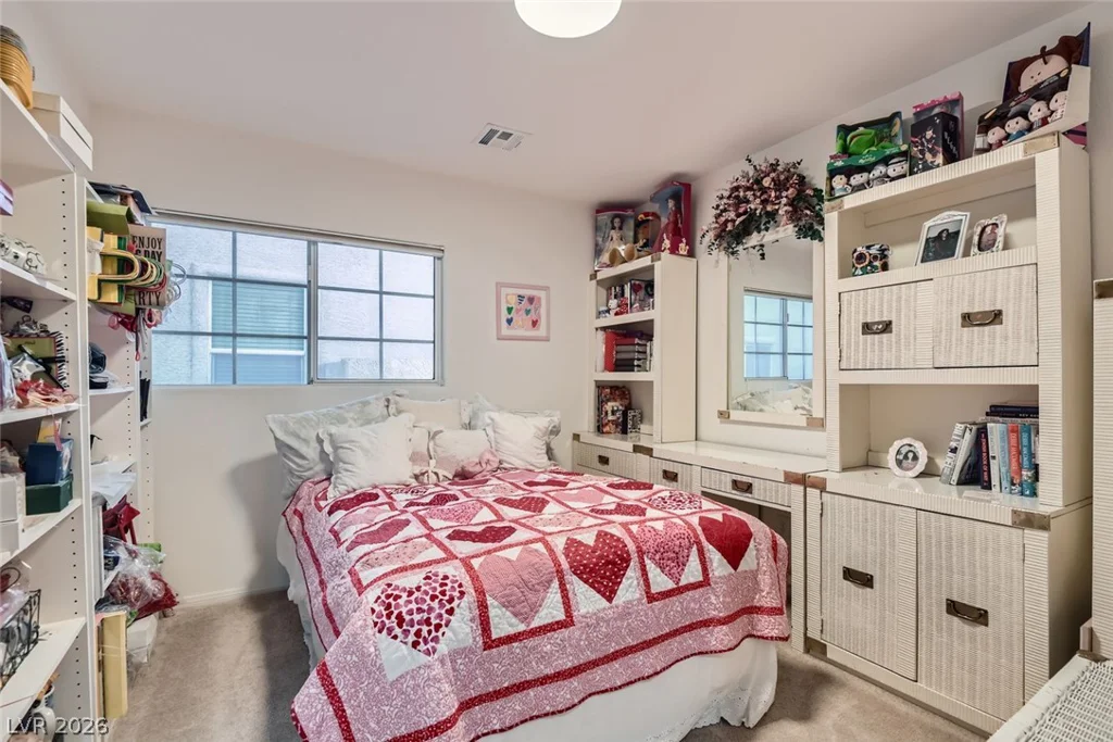 10801 Wallflower, Las Vegas, NV 89135