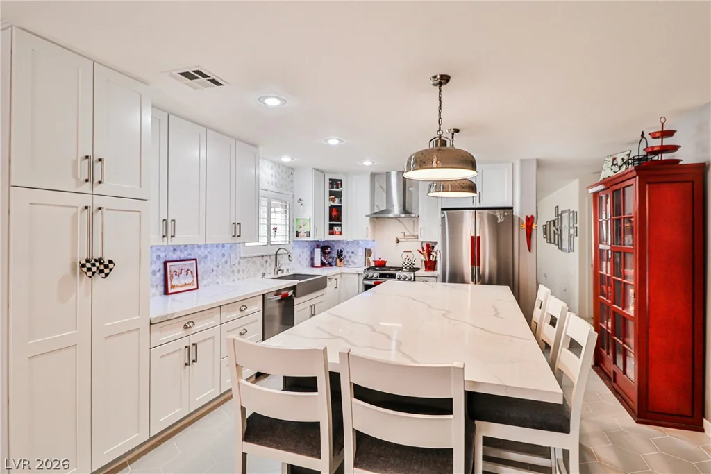 10801 Wallflower, Las Vegas, NV 89135