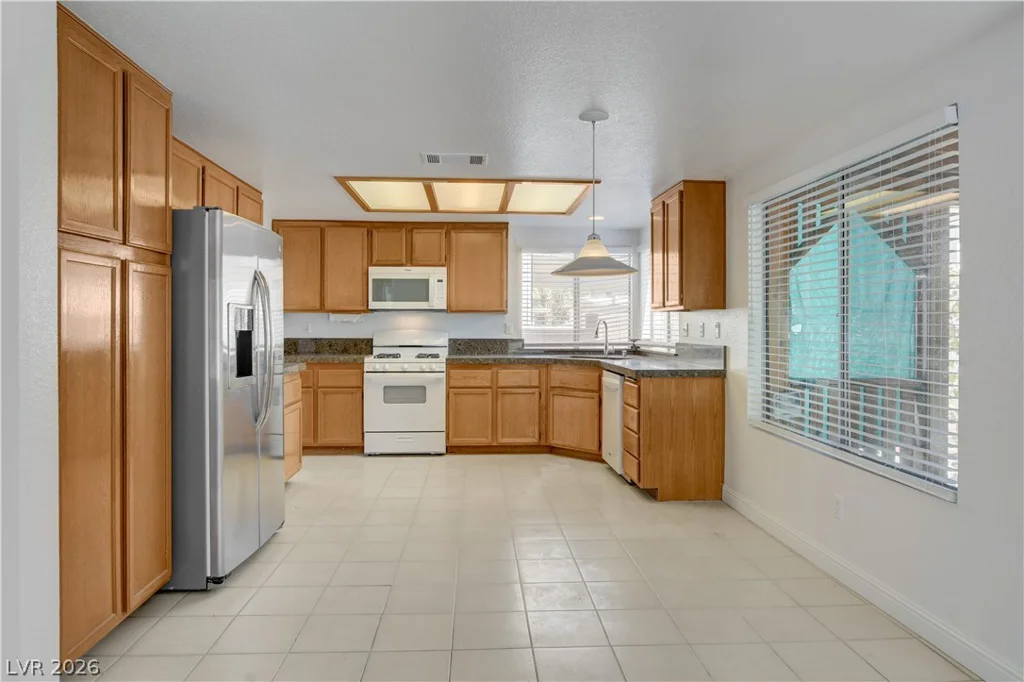 1427 Desert Ridge, North Las Vegas, NV 89031