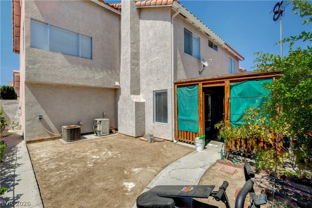 1427 Desert Ridge, North Las Vegas, NV 89031