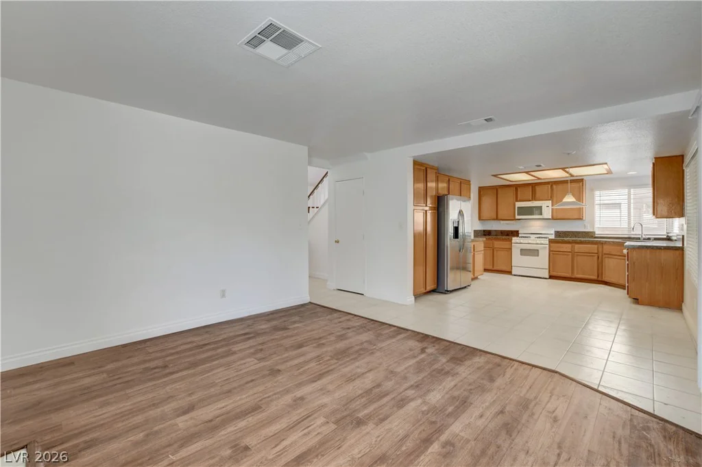 1427 Desert Ridge, North Las Vegas, NV 89031