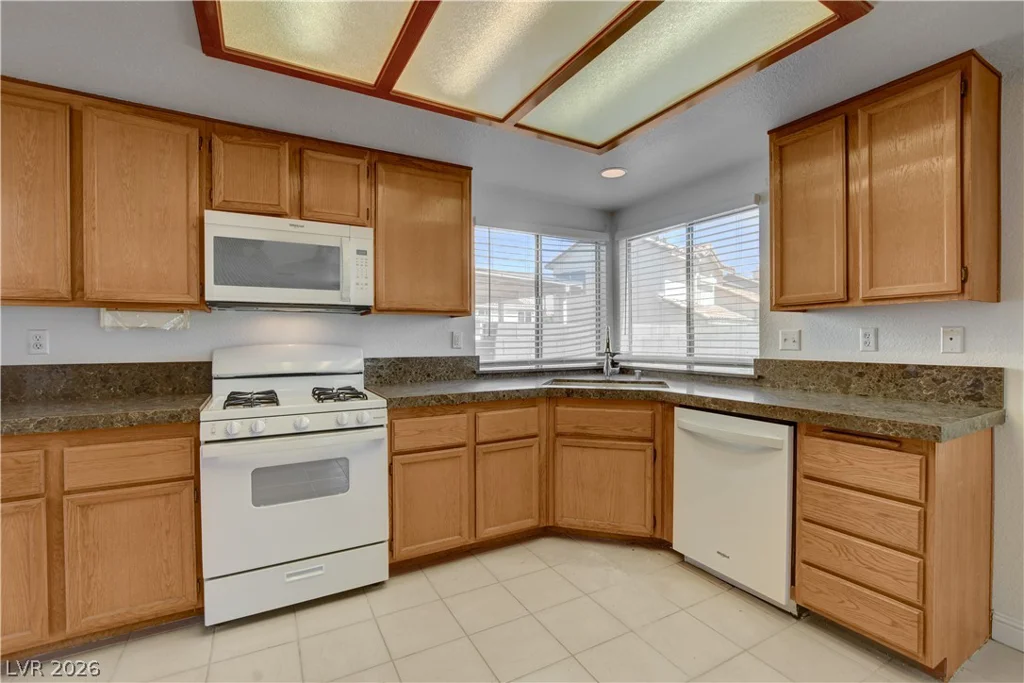 1427 Desert Ridge, North Las Vegas, NV 89031