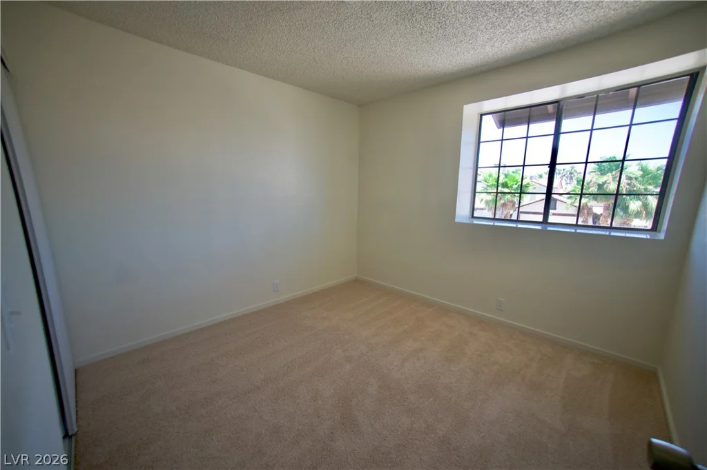 6501 Hartwood, Las Vegas, NV 89108