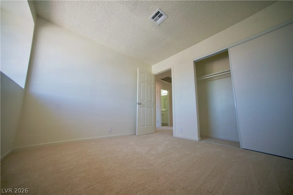 6501 Hartwood, Las Vegas, NV 89108