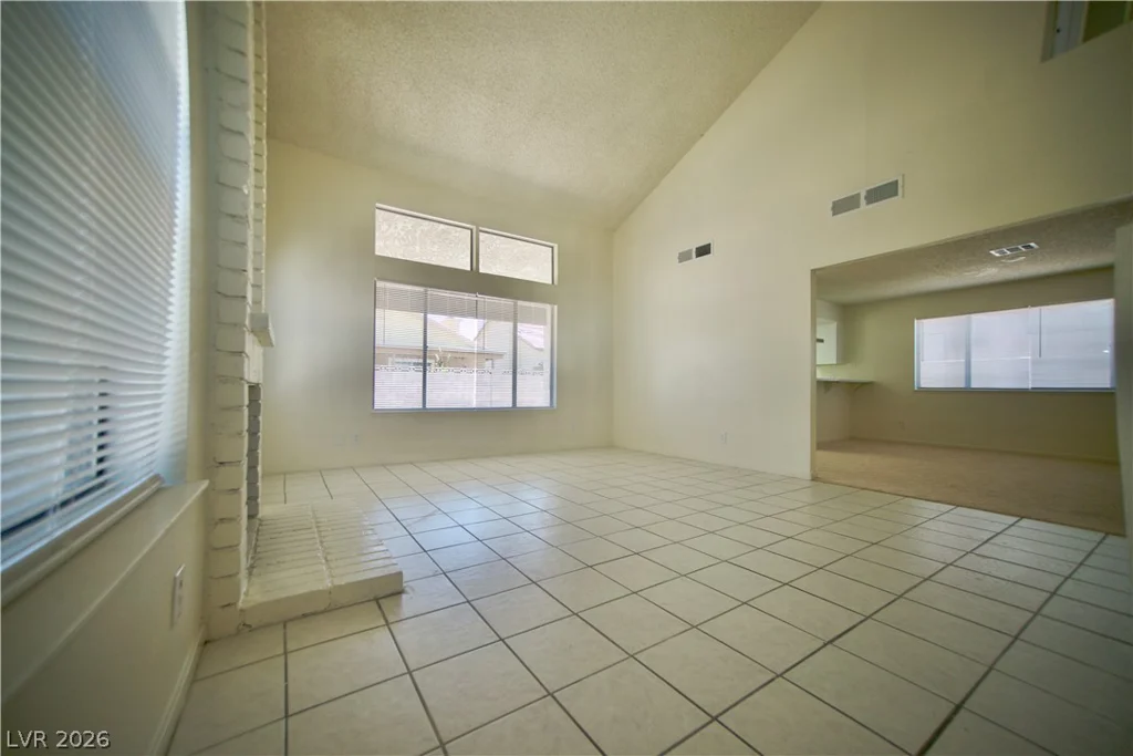 6501 Hartwood, Las Vegas, NV 89108