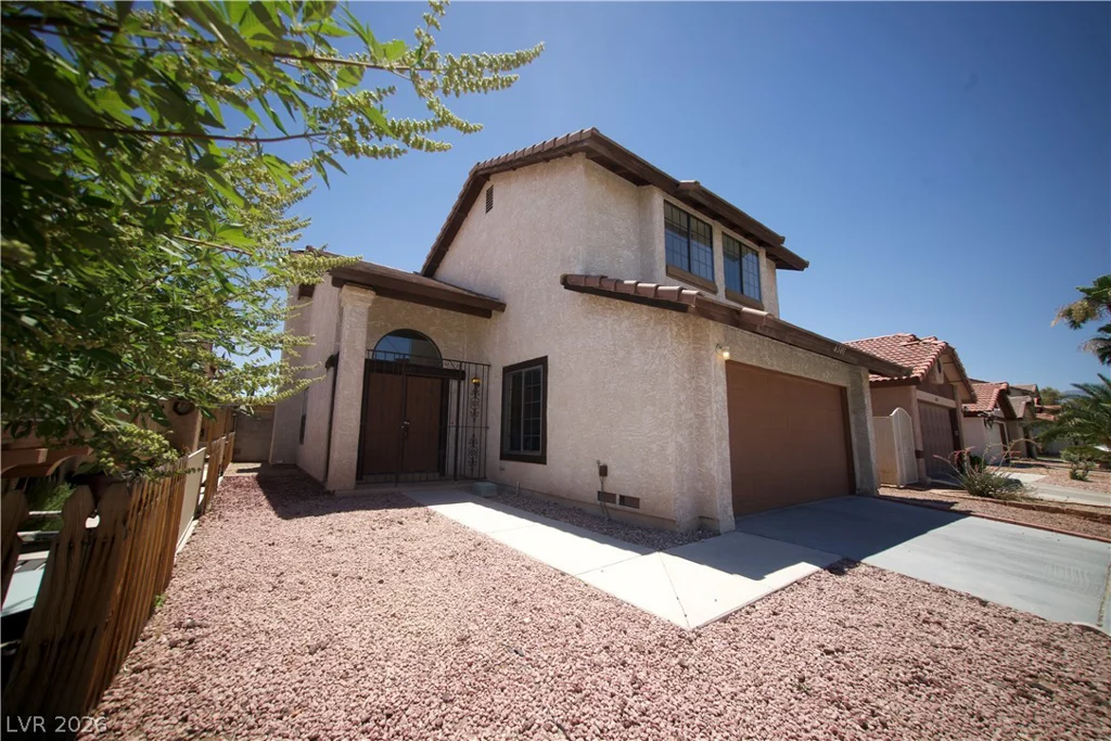 6501 Hartwood, Las Vegas, NV 89108