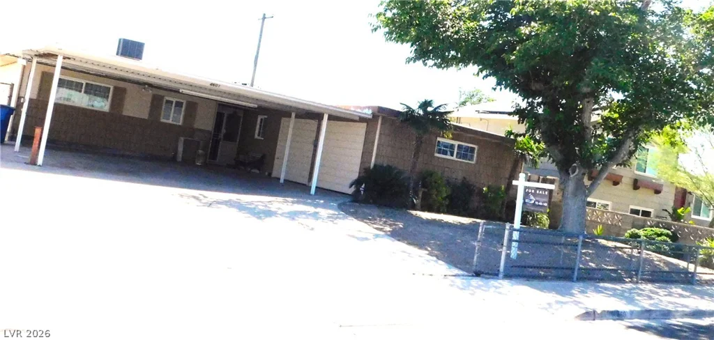 4601 Providence, Las Vegas, NV 89107