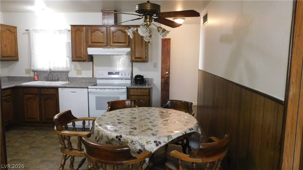 4601 Providence, Las Vegas, NV 89107