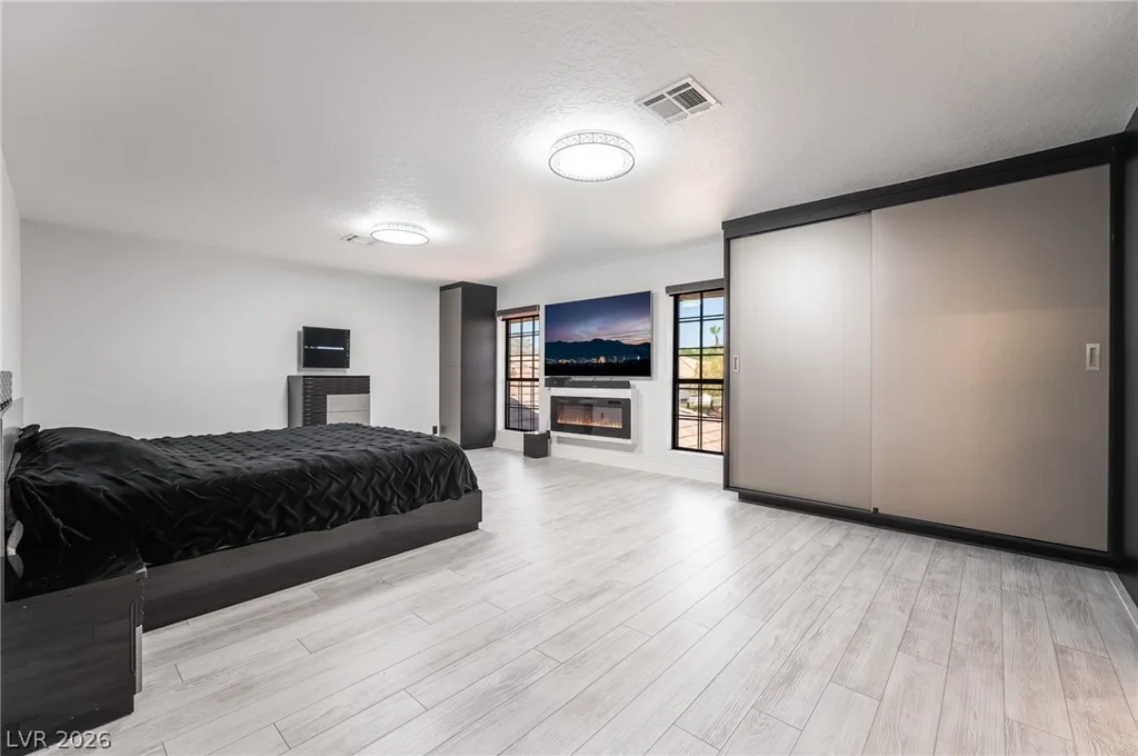 3130 Appleblossom, Las Vegas, NV 89117