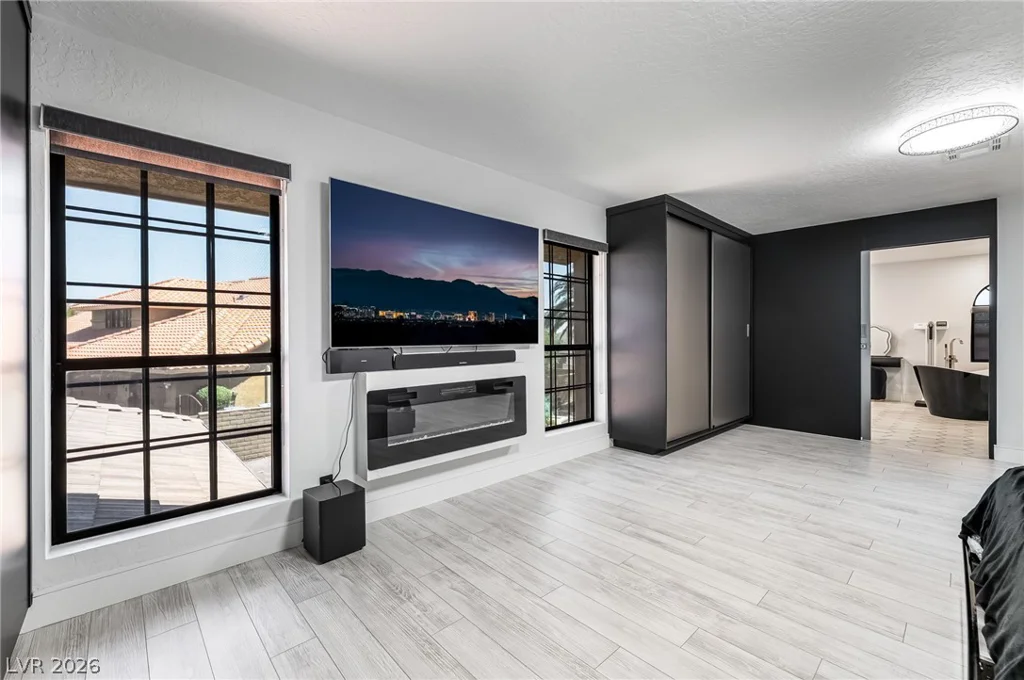 3130 Appleblossom, Las Vegas, NV 89117
