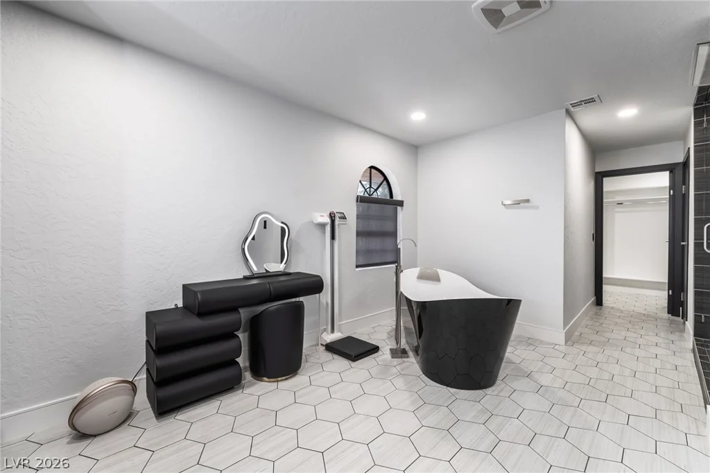 3130 Appleblossom, Las Vegas, NV 89117