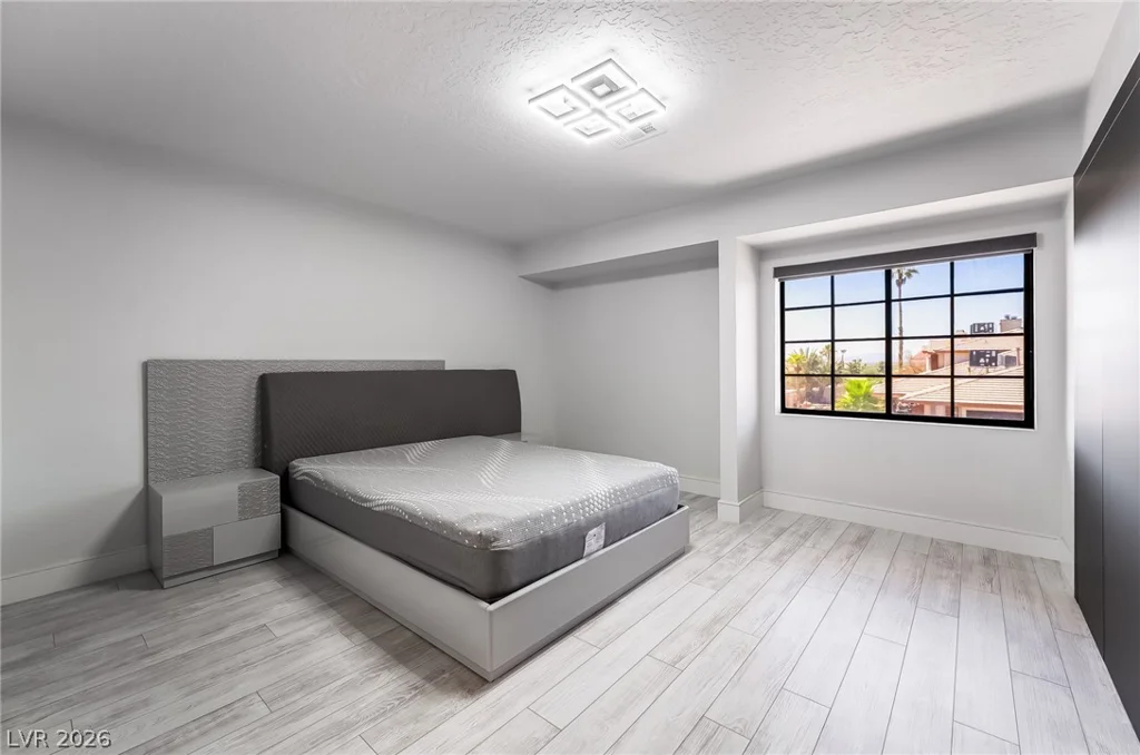 3130 Appleblossom, Las Vegas, NV 89117
