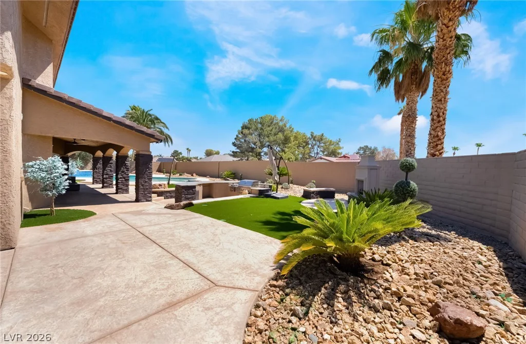 3130 Appleblossom, Las Vegas, NV 89117