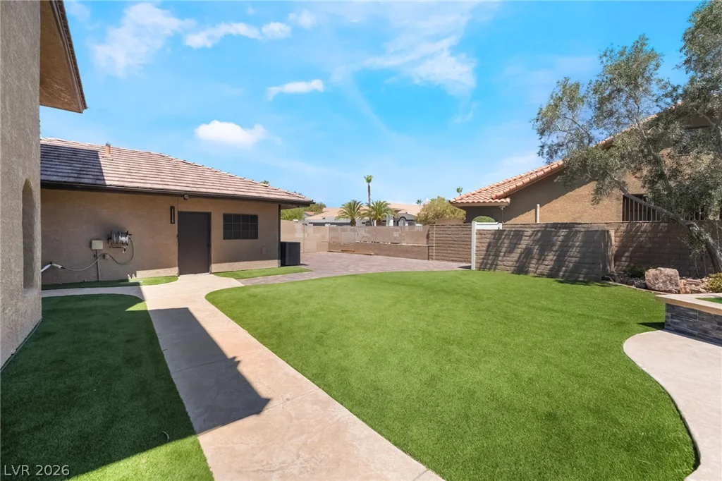 3130 Appleblossom, Las Vegas, NV 89117